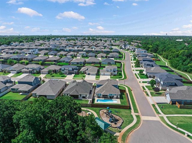 633 NW 183rd Street, Edmond, OK 73012
