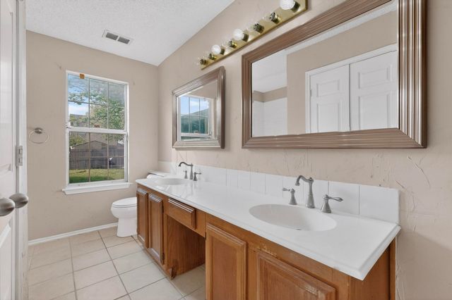 317 Chapman Street, Cedar Hill, TX 75104