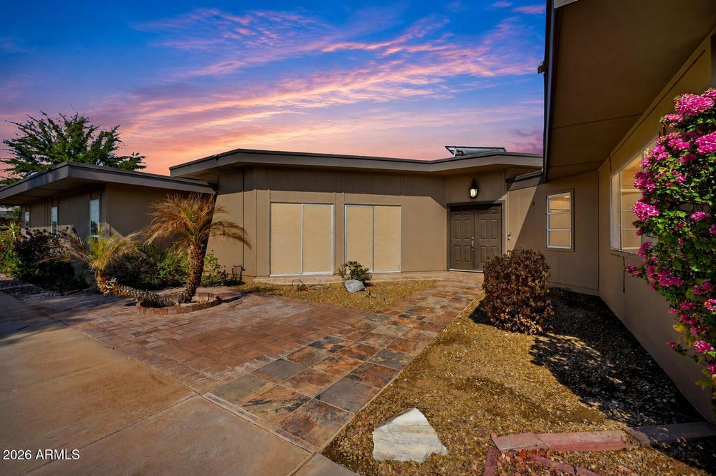 10814 W THUNDERBIRD Boulevard, Sun City, AZ 85351 — photo 3