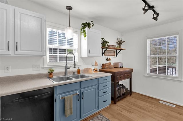 3564 Millie Lane, Pfafftown, NC 27040