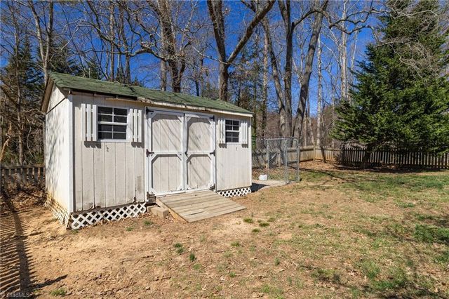 3564 Millie Lane, Pfafftown, NC 27040