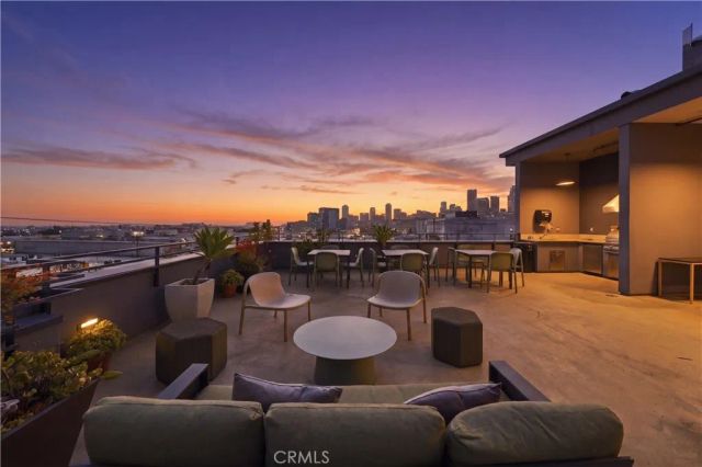 825 E 4th St 101, Los Angeles, CA 90013