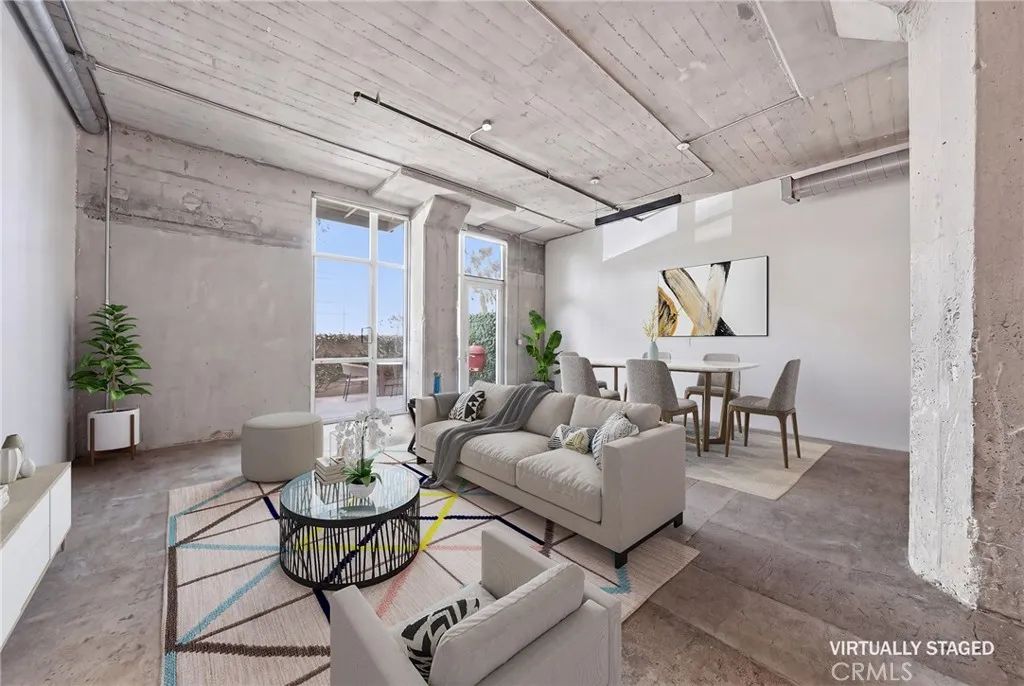 825 E 4th St 101, Los Angeles, CA 90013