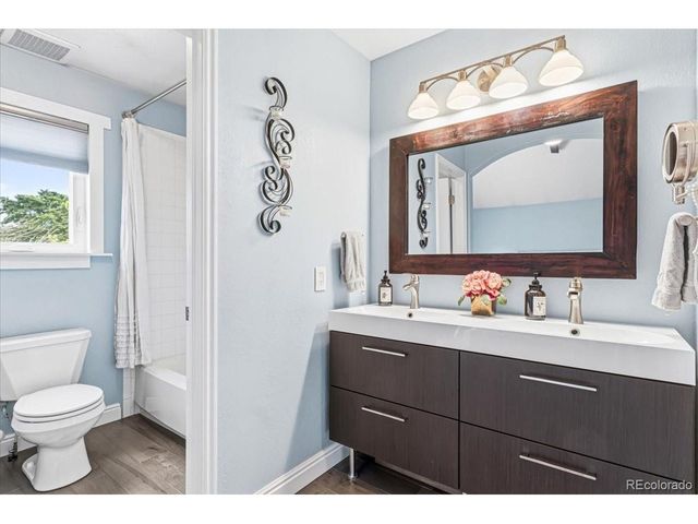 12112 York St, Thornton, CO 80241