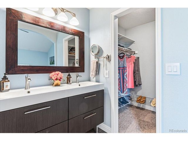 12112 York St, Thornton, CO 80241