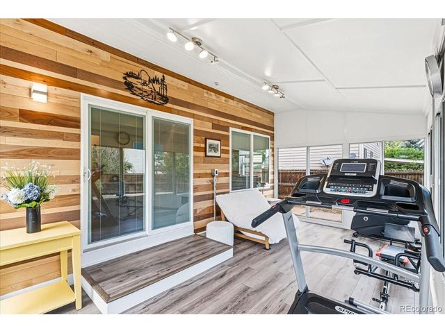 12112 York St, Thornton, CO 80241
