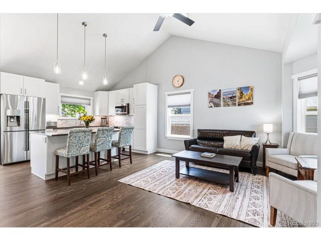 12112 York St, Thornton, CO 80241