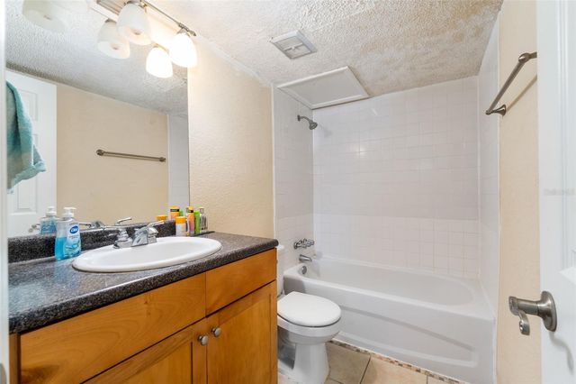 1810 NW 23RD BOULEVARD 216, Gainesville, FL 32605