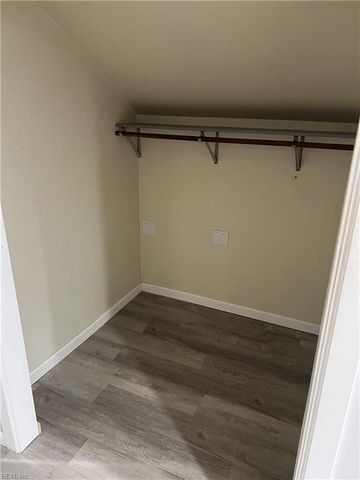 360 Staten St Apt C, Norfolk, VA 23503