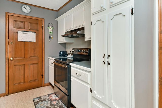 3539 S Broadway Avenue, Springfield, MO 65807