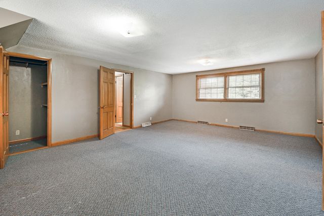 3539 S Broadway Avenue, Springfield, MO 65807