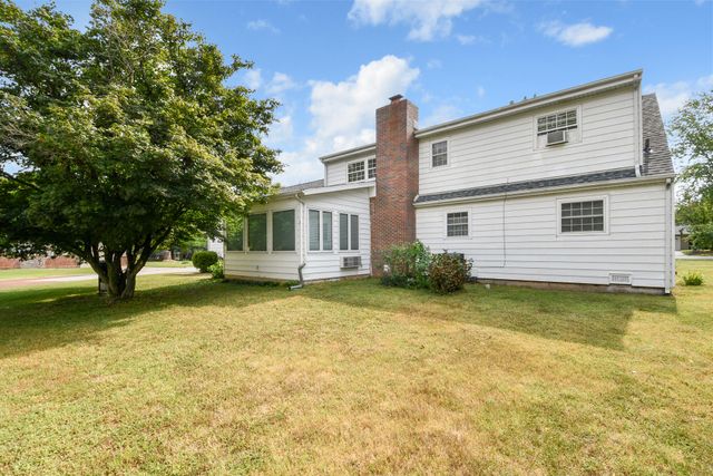 3539 S Broadway Avenue, Springfield, MO 65807