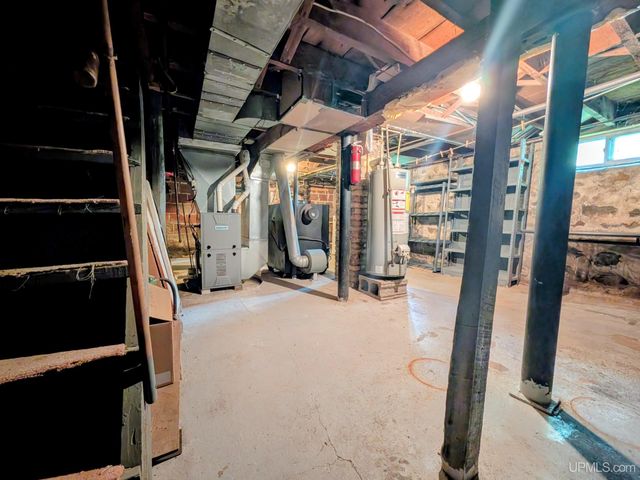 230 Diamond Street, Iron River, MI 49935