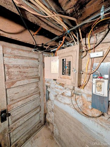 230 Diamond Street, Iron River, MI 49935