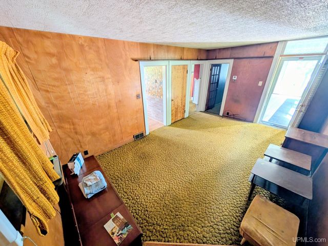 230 Diamond Street, Iron River, MI 49935