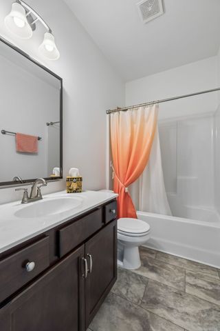 366 Triple Crown Cir, Gallatin, TN 37066