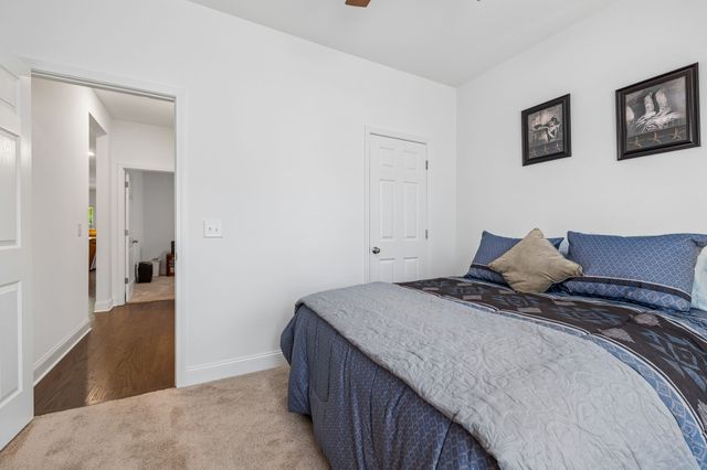 366 Triple Crown Cir, Gallatin, TN 37066