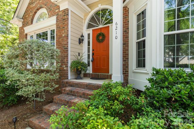 6210 Maple Cove Lane, Charlotte, NC 28269