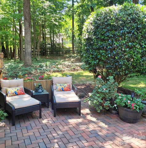6210 Maple Cove Lane, Charlotte, NC 28269