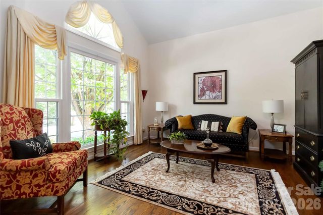 6210 Maple Cove Lane, Charlotte, NC 28269