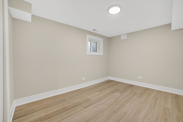 3019 N Kenneth Avenue, Chicago, IL 60641