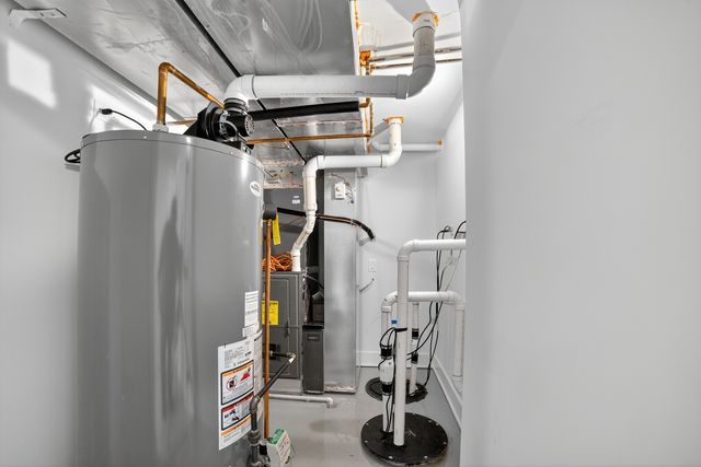 3019 N Kenneth Avenue, Chicago, IL 60641