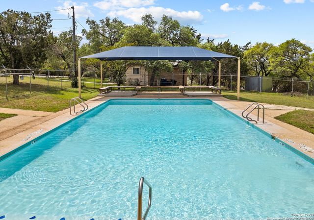 123 Poolside, Canyon Lake, TX 78133