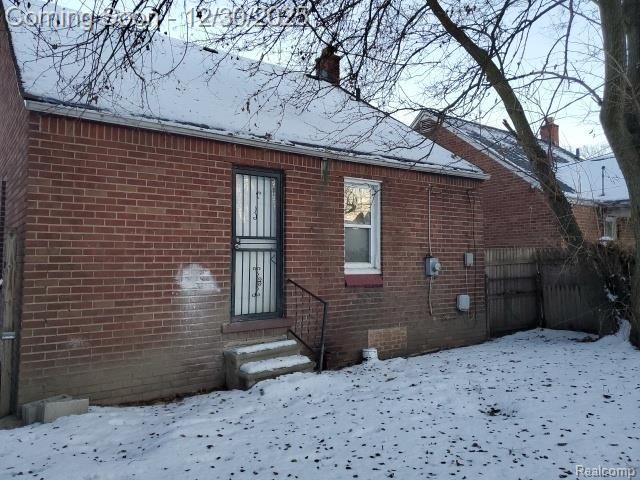 19489 San Juan Drive, Detroit, MI 48221