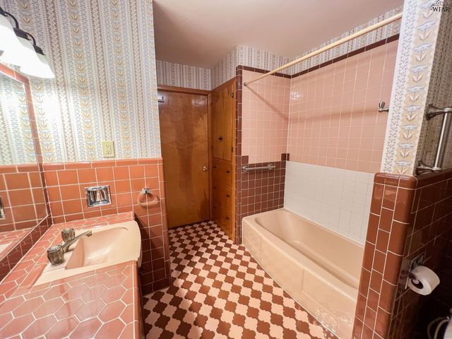 7900 RED RIVER ROAD, Byers, TX 76357