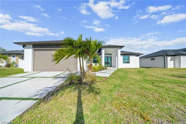 317 NE 15th TER, Cape Coral, FL 33909