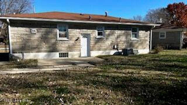 8910 Novelle St, Louisville, KY 40258