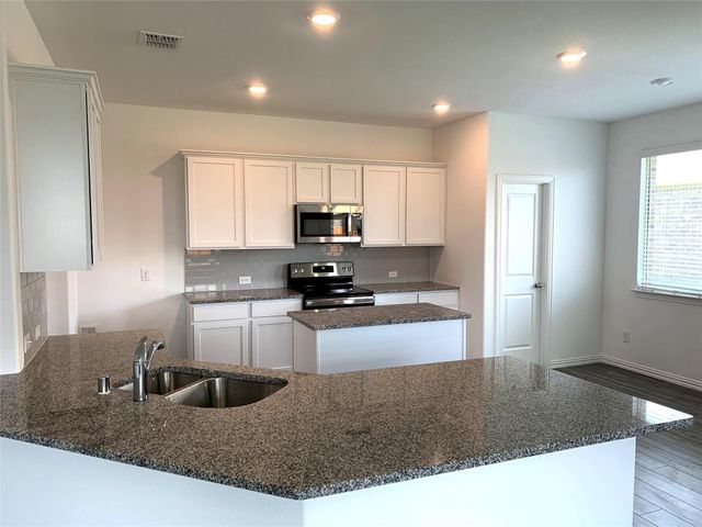 513 Peel Street, Fate, TX 75189