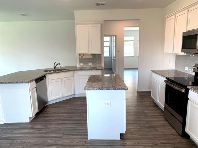 513 Peel Street, Fate, TX 75189