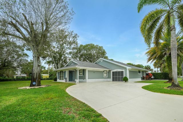 1001 Gatewood Avenue, Fort Pierce, FL 34982