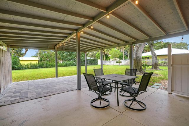 1001 Gatewood Avenue, Fort Pierce, FL 34982