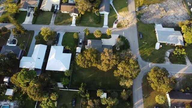 1001 Gatewood Avenue, Fort Pierce, FL 34982