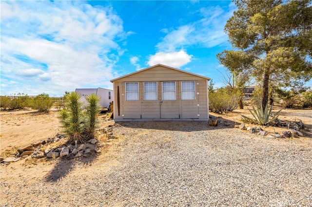 56011 Mira Street, Yucca Valley, CA 92284