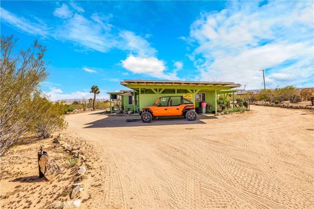 56011 Mira Street, Yucca Valley, CA 92284