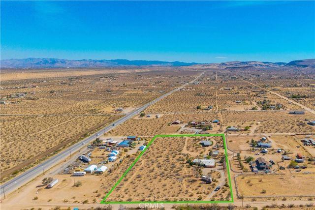 56011 Mira Street, Yucca Valley, CA 92284