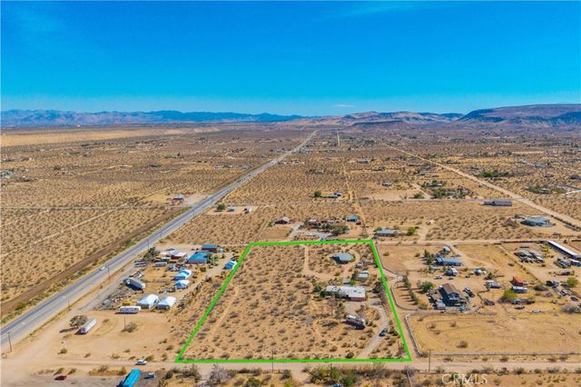 56011 Mira Street, Yucca Valley, CA 92284