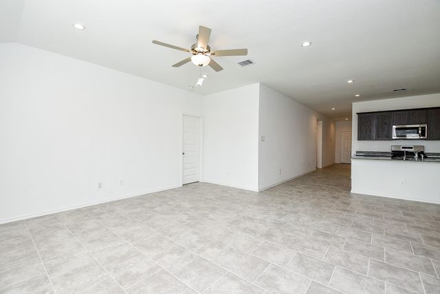 7519 Fierce Friesian Lane, Rosharon, TX 77583