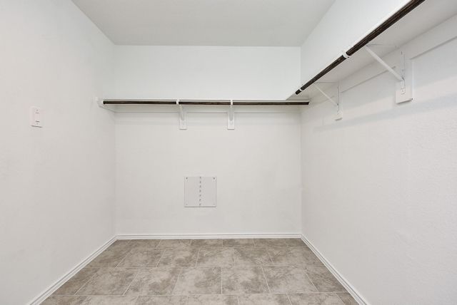 7519 Fierce Friesian Lane, Rosharon, TX 77583