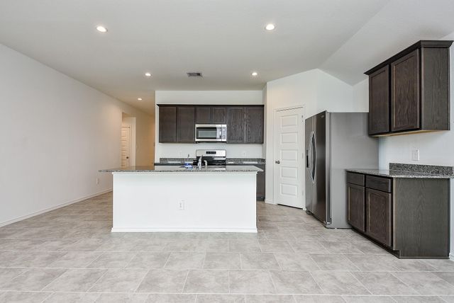 7519 Fierce Friesian Lane, Rosharon, TX 77583