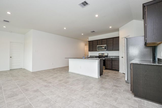 7519 Fierce Friesian Lane, Rosharon, TX 77583