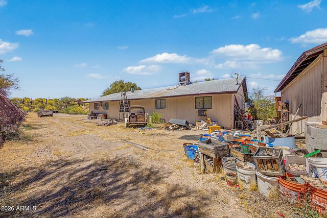 535 S LOS ALTOS Drive, Wickenburg, AZ 85390