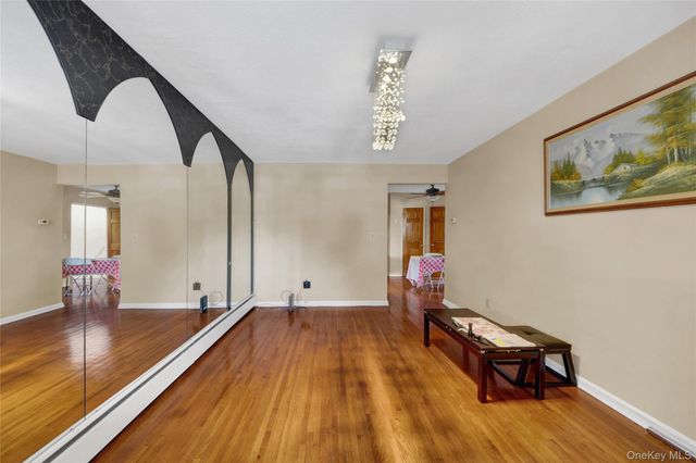 419 Turneur Avenue, Bronx, NY 10473