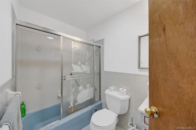 419 Turneur Avenue, Bronx, NY 10473