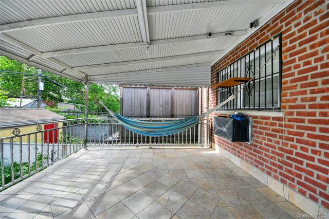 419 Turneur Avenue, Bronx, NY 10473