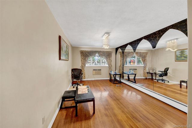 419 Turneur Avenue, Bronx, NY 10473