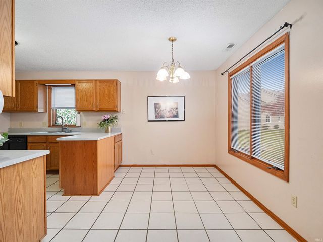 5514 Senna Drive, Fort Wayne, IN 46804